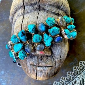 Southwestern style natural turquoise & labradorite bracelet.